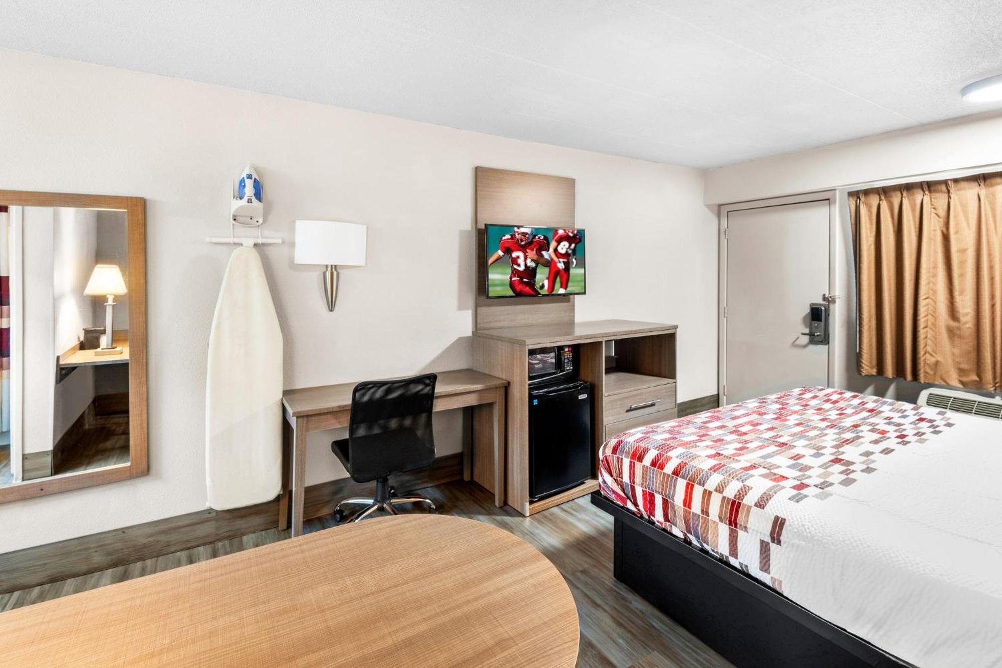 Red Roof Inn Indianapolis North - College Park Екстериор снимка