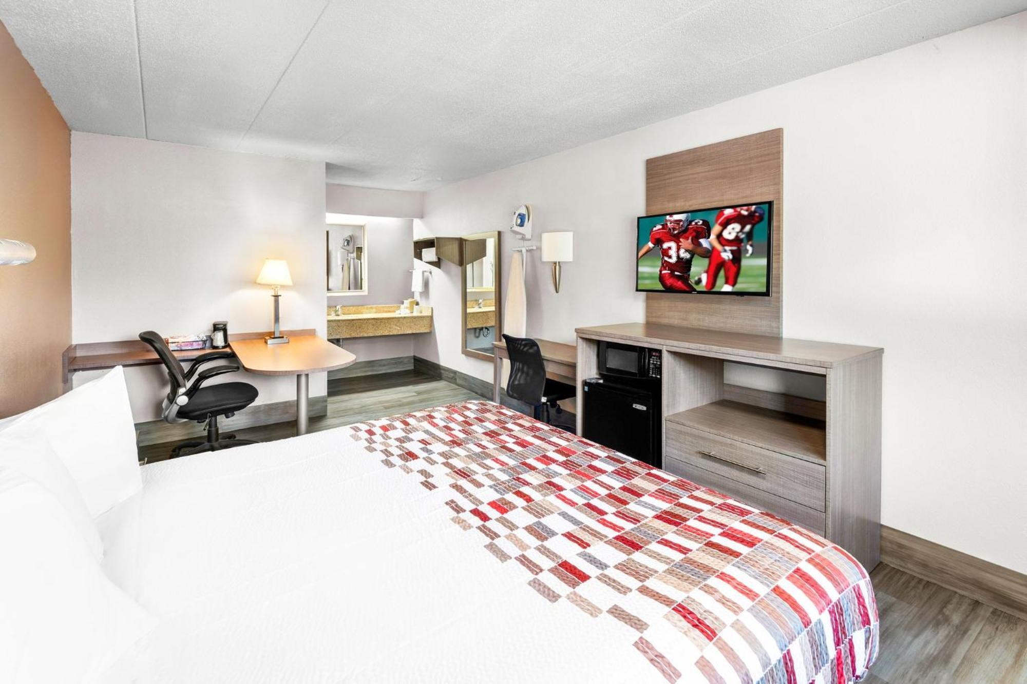 Red Roof Inn Indianapolis North - College Park Екстериор снимка