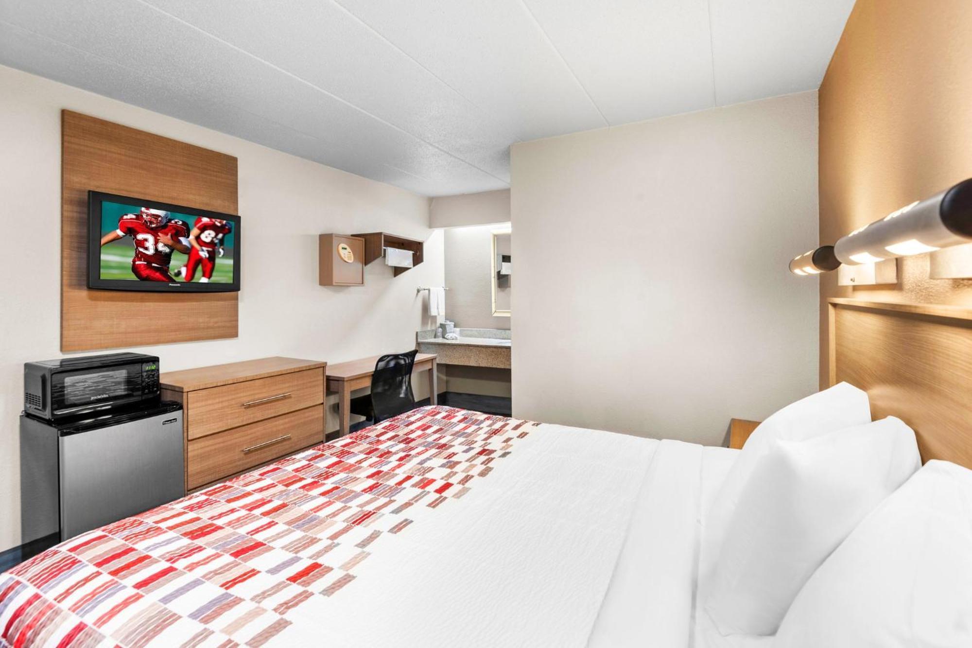 Red Roof Inn Indianapolis North - College Park Екстериор снимка