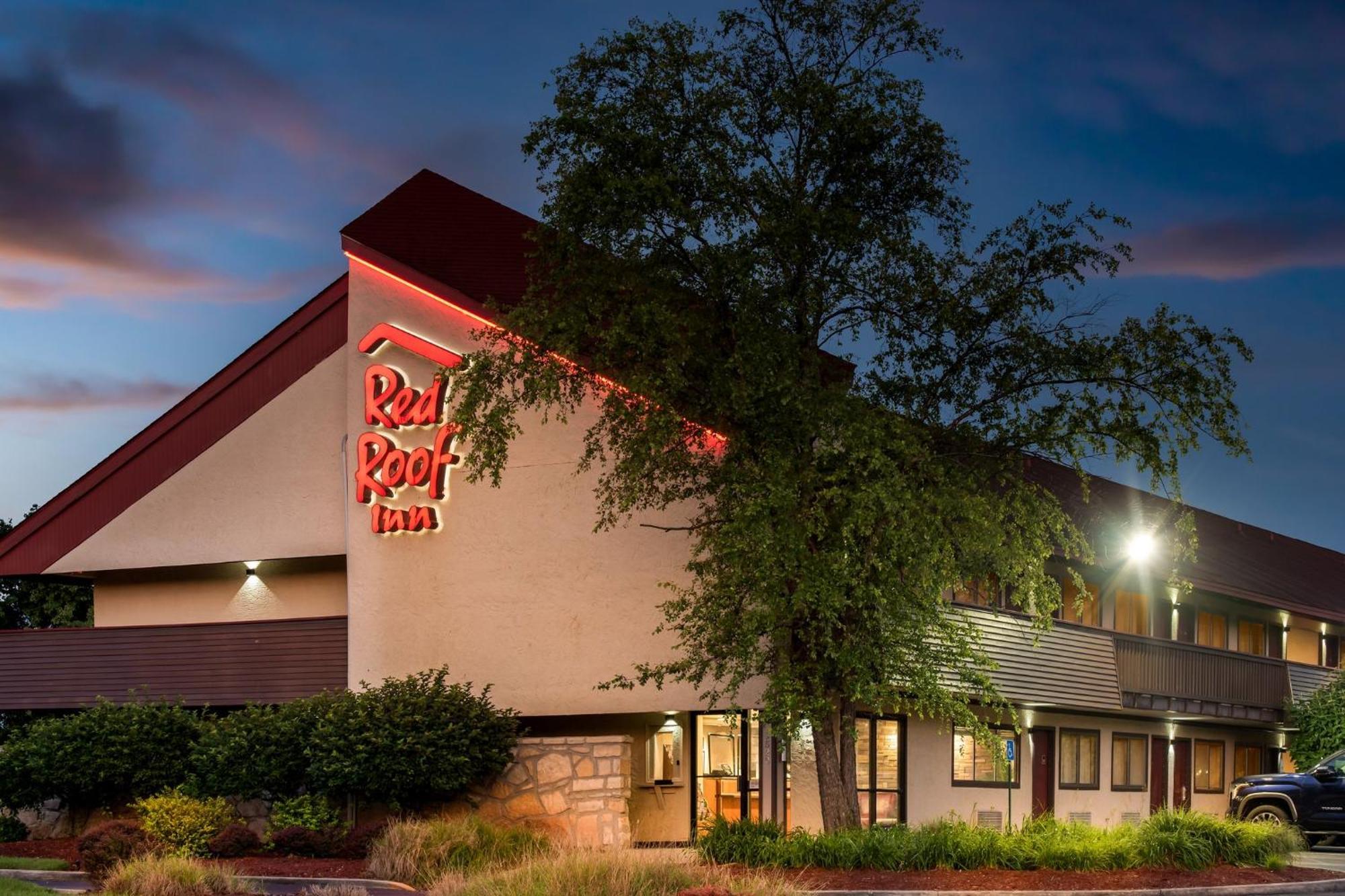 Red Roof Inn Indianapolis North - College Park Екстериор снимка
